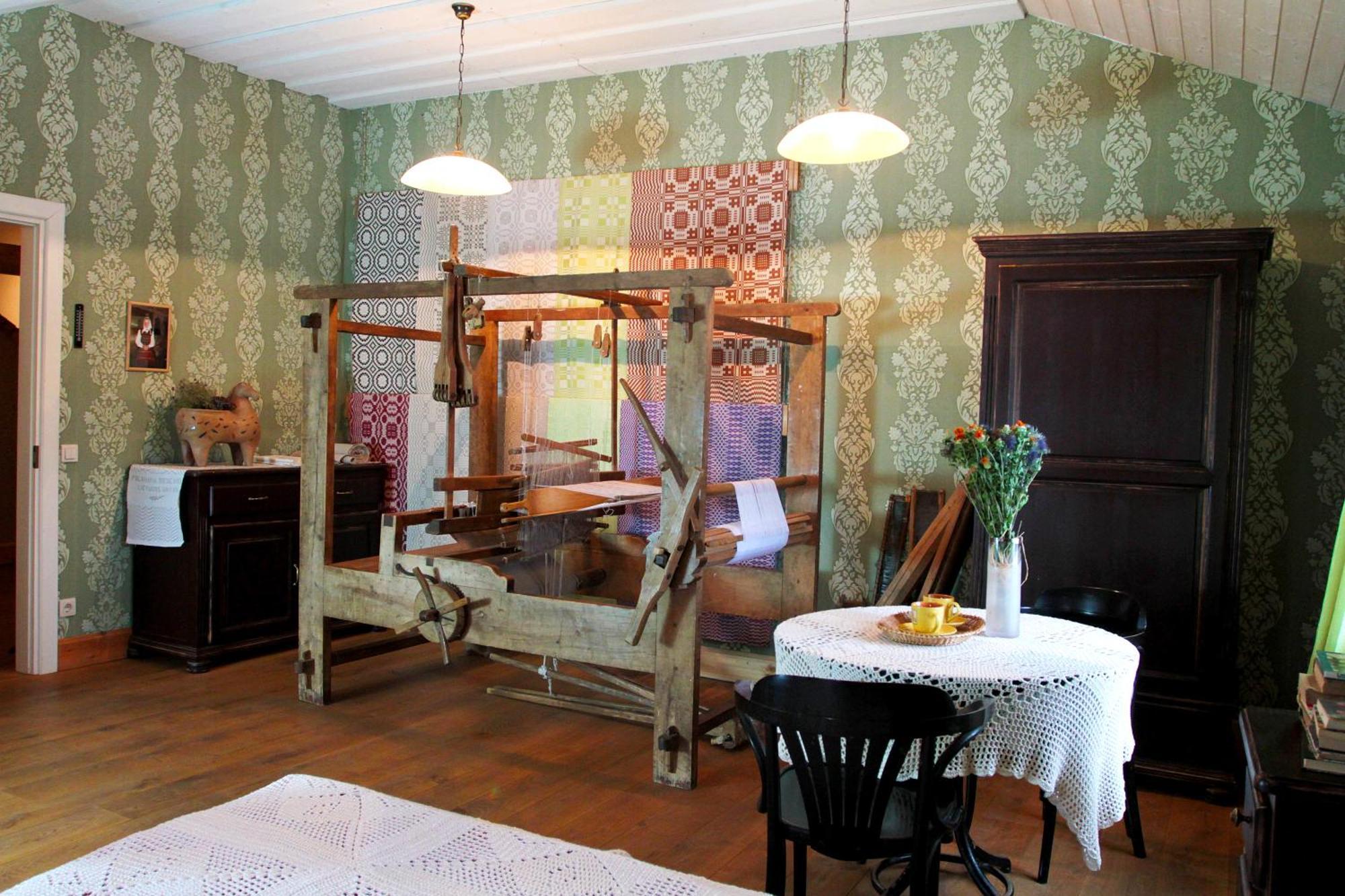 Senosios Geguzines Ukis Guest House Room photo