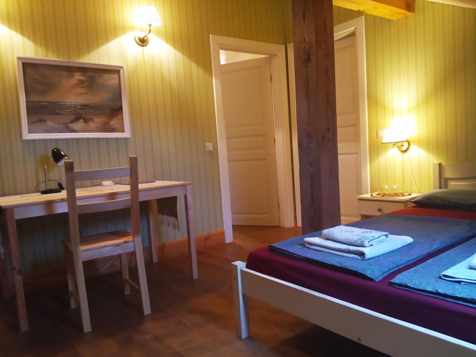 Senosios Geguzines Ukis Guest House Room photo
